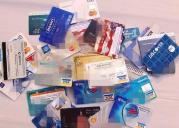 Polițiștii au identificat noi membri ai grupării infracționale internaționale specializate în spălare de bani