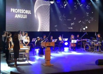 Rezultatele concursului republican „Pedagogul anului” 2021: Pentru locul I profesorii au primit un premiu de câte 50 000 de lei | VIDEO