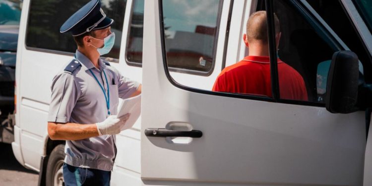 Situația la frontieră: Peste 80 de persoane, documentate pentru nerespectarea măsurilor de combatere a bolilor epidemice