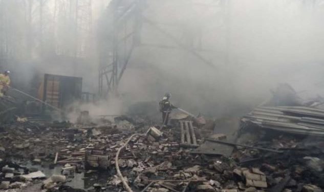 16 morți în urma unui incendiu la o fabrică de praf de puşcă din Rusia