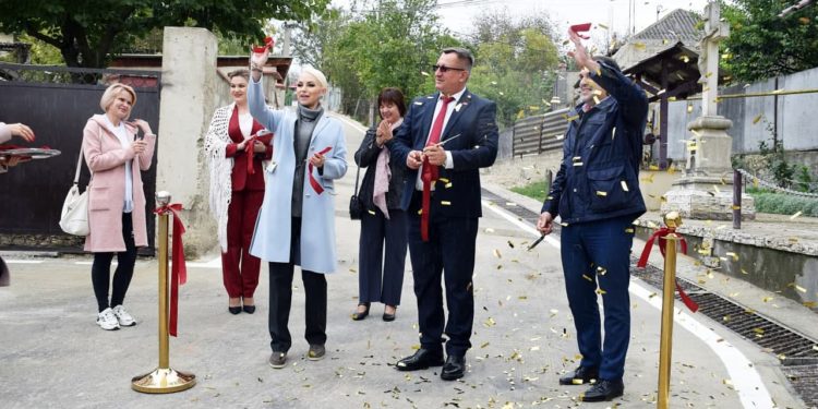Echipa lui Ilan Șor continuă reparațiile de amploare a drumurilor din Orhei | VIDEO
