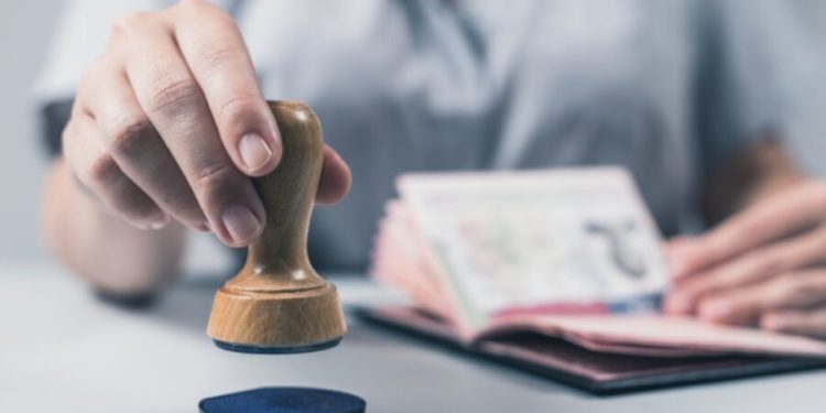 În atenția moldovenilor cu cetățenie română și bulgară! Ați putea intra fără viză în SUA