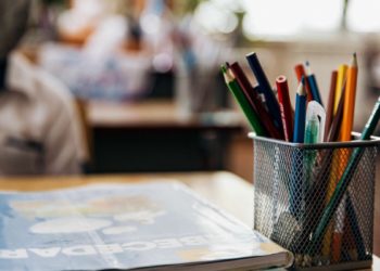 Vacanță de toamnă mai lungă: Ministerului de Educației explică cât timp va dura și de ce