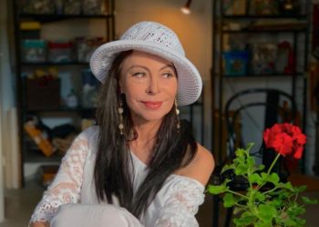 Певица Марина Хлебникова впала в кому