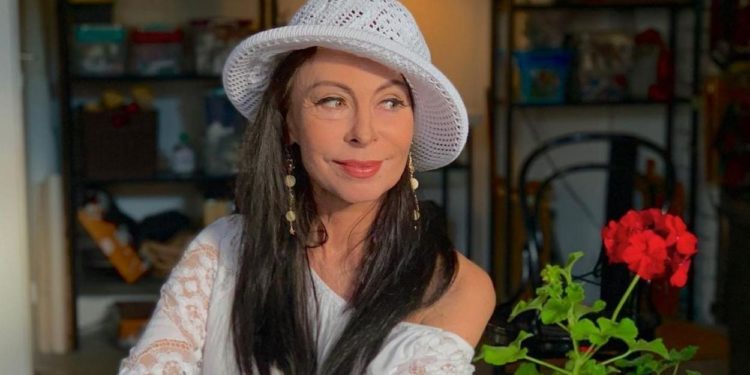 Певица Марина Хлебникова впала в кому