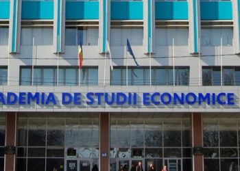 Студенты Академии экономических наук Молдовы подписали петицию о продолжении обучения в режиме онлайн | VIDEO