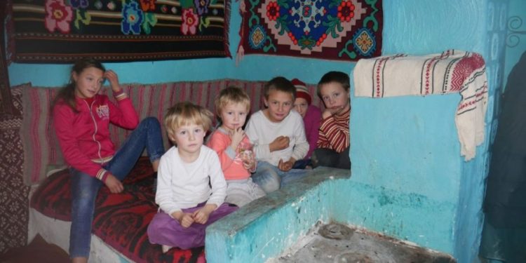 Trist, dar adevărat. Copii moldoveni, printre cei mai săraci europeni