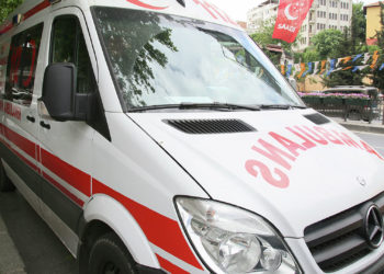 Число раненных из-за урагана в Стамбуле возросло до 38 человек