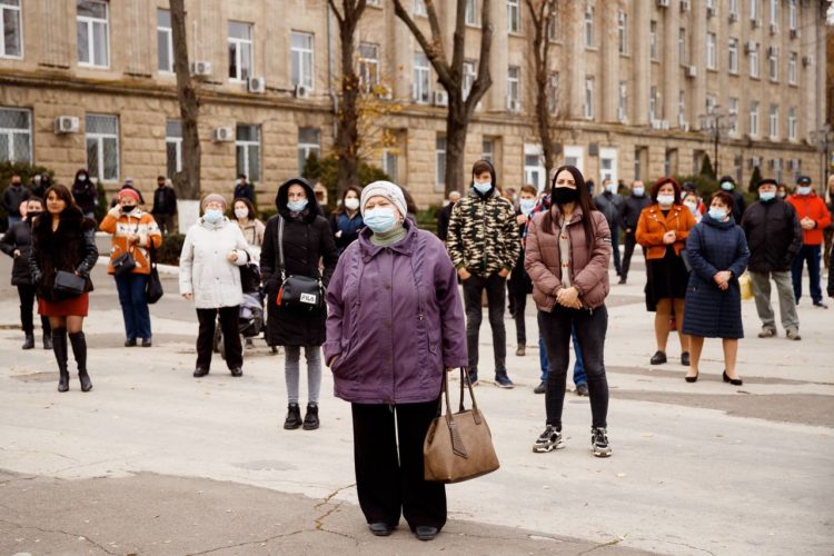Марина Таубер в Бельцах: Дорогие бельчане, давайте вместе построим самый развитый город для ваших семей, внуков и детей! 21 ноября голосуйте сердцем! | VIDEO/FOTO