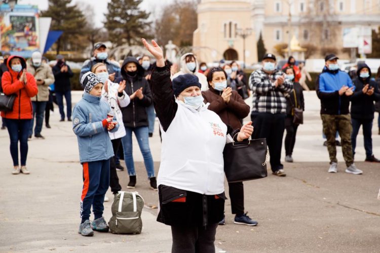 Марина Таубер в Бельцах: Дорогие бельчане, давайте вместе построим самый развитый город для ваших семей, внуков и детей! 21 ноября голосуйте сердцем! | VIDEO/FOTO
