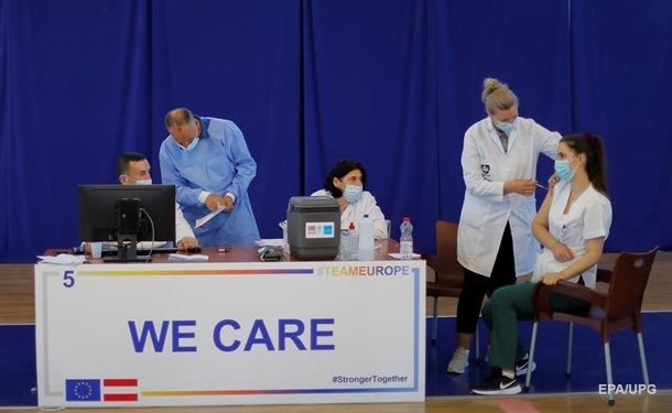 Австрия объявила локдаун для непривитых от COVID-19