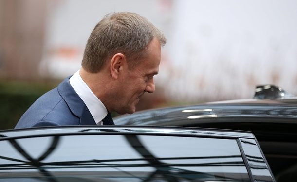 Лидера польской оппозиции лишили водительских прав