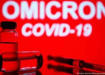 Tulpina „Omicron” provoacă îngrijorări în lumea întreagă. Mutația a fost depistată la doi pacienți din Canada, iar mai multe state și-au închis hotarele | VIDEO