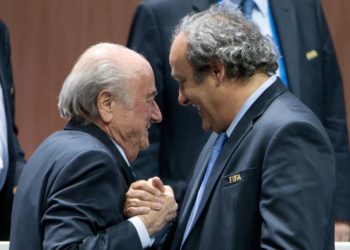 Прокуратура Швейцарии предъявила обвинения в мошенничестве Блаттеру и Платини