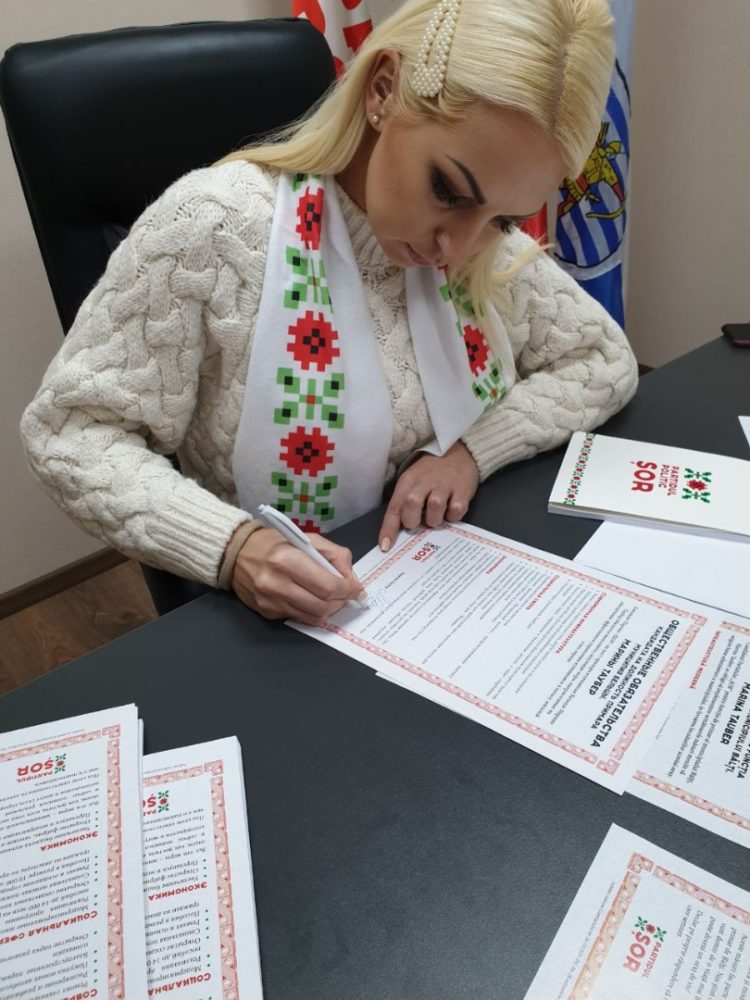 ПОЛИТИЧЕСКАЯ ПРЕМЬЕРА! Марина Таубер подписью гарантирует выполнение каждого пункта своей программы для Бельц