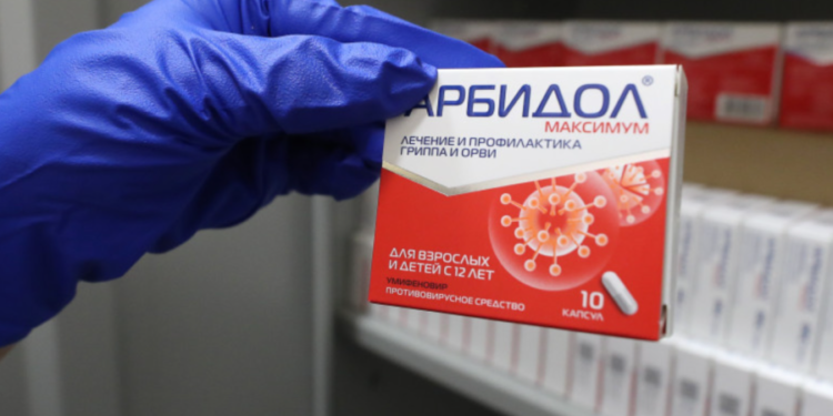 Cutii cu Arbidol, depistate asupra unui moldovean de polițiștii din Iași. Ce făcea cu ele