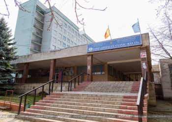 Избирательный участок открыт в Бельцкой клинической больнице: проголосовать могут все пациенты медучреждения, включая ковид-больных | VIDEO