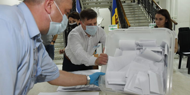 CEC a acreditat numărul de observatori pentru monitorizarea turului doi al alegerilor locale noi