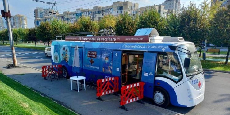 Un nou Maraton de vaccinare în capitală! Persoanele ce-și vor administra vaccinul anti-COVID vor primi câte un voucher de 500 lei