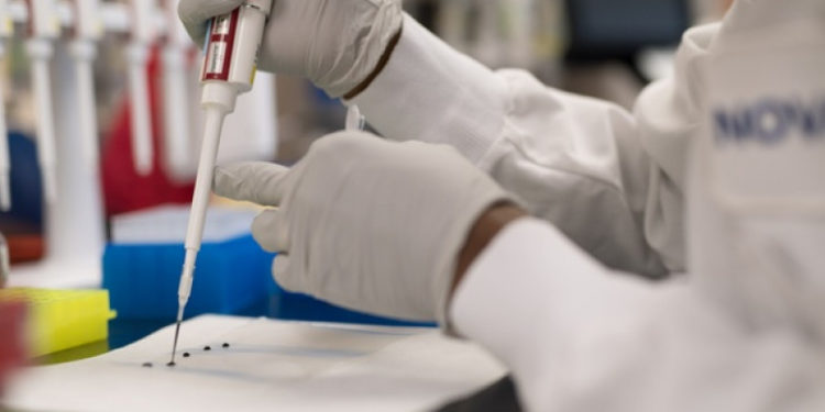 Un nou vaccin anti-COVID, în stadiu de autorizare în UE. Nuvaxovid folosește tehnologie diferită de vaccinurile deja aprobate