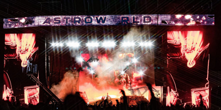 Восемь человек погибли в давке на музыкальном фестивале в США