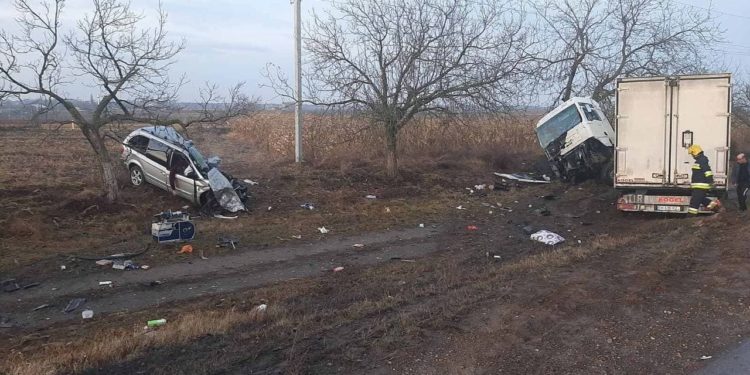 Masacru pe traseu: Șase persoane, ucise într-un teribil accident la Ștefan-Vodă | FOTO