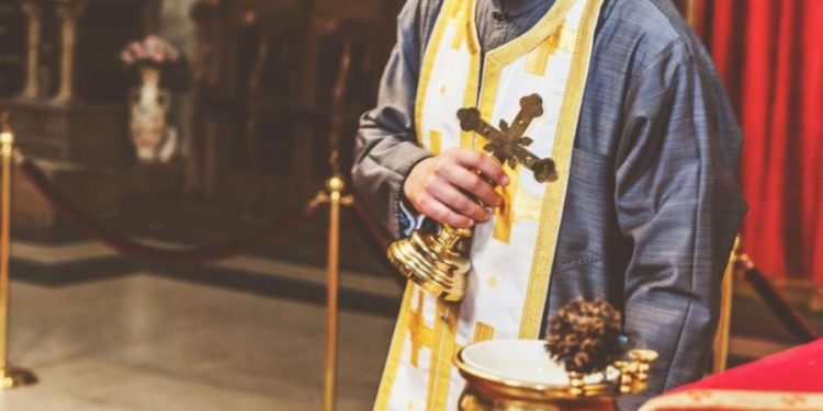 Detalii sumbre despre preotul abuzator de la Durlești: Violent, cu un alt dosar și probleme cu alcoolul