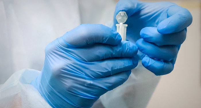 РФ из-за «омикрона» ограничит срок действия ПЦР и введет карантин при въезде