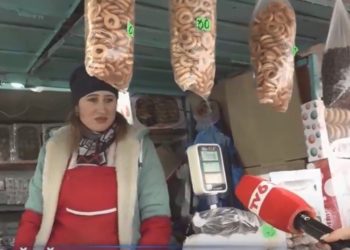 Prețurile pipărate au tăiat listele pentru masa de Revelion. Comercianții remarcă că cumpărători sunt mai puțini, la fel ca și produsele vândute | VIDEO