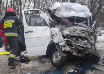 В Украине в дорожной аварии погибли 11 человек