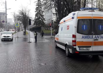 Полиция установила личность мужчины, сообщившего о бомбе в здании президентуры