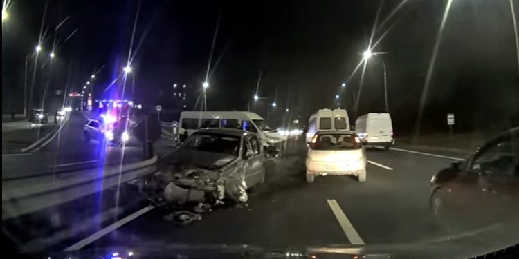 Две женщины пострадали в аварии в Яловенах