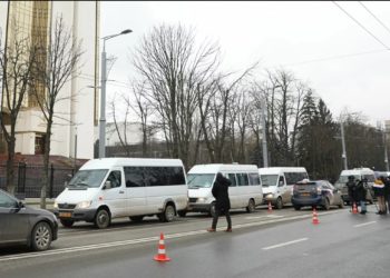 Автоперевозчики назвали дату протестов