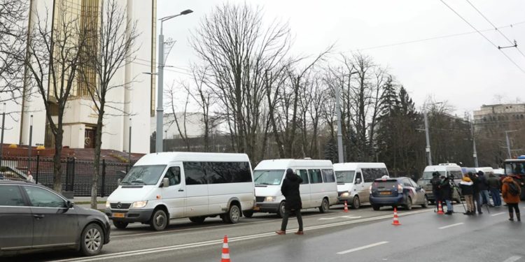 Автоперевозчики назвали дату протестов