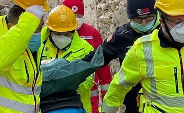 Взрыв газа на Сицилии: уже семь жертв, поиски людей продолжаются