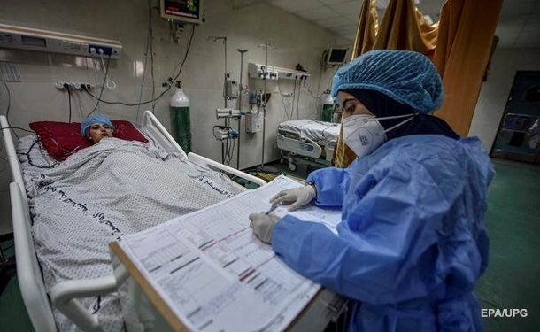 Премьер Израиля заявил о начале пятой волны COVID в стране