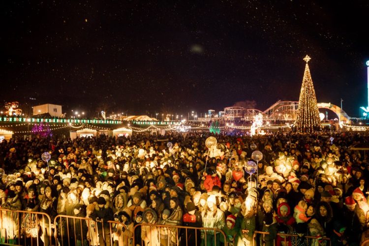 Toată Moldova a venit la Orheiland, la deschiderea celui mai frumos Târg de Crăciun din țară