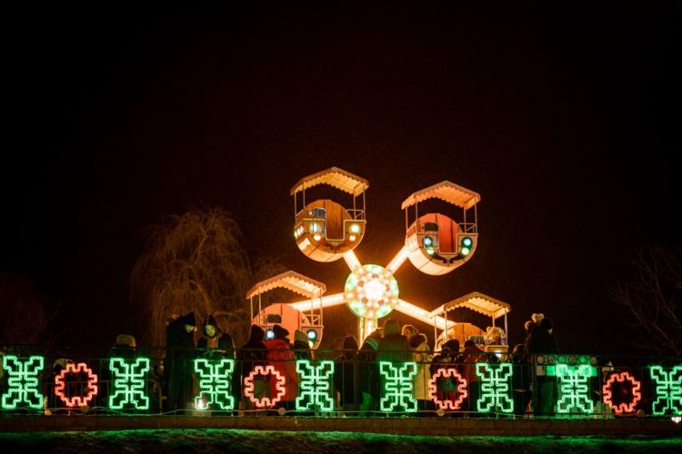 Toată Moldova a venit la Orheiland, la deschiderea celui mai frumos Târg de Crăciun din țară