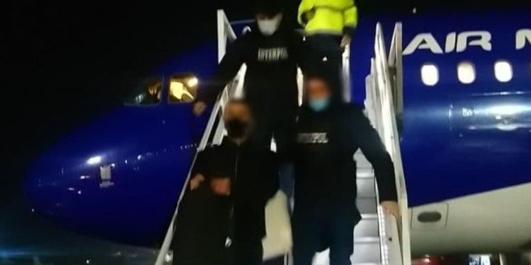 S-a ascuns șase ani în Italia. Un moldovean căutat din 2015, extrădați