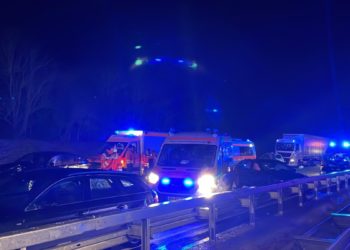 В Германии из-за непогоды столкнулись 50 авто