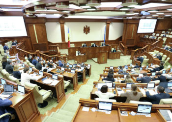 Deputații, în ședință: Ce proiecte de legi urmează să examineze