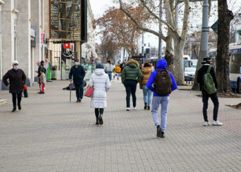 Власти Кишинева утвердили COVID-ограничения для новогодних празднеств и ярмарок