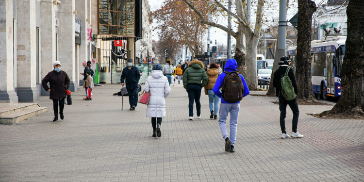 Власти Кишинева утвердили COVID-ограничения для новогодних празднеств и ярмарок