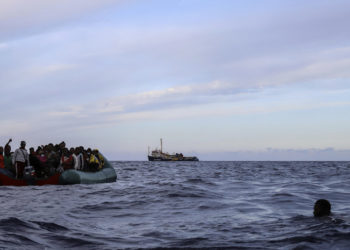 У берегов Ливии нашли тела 27 мигрантов