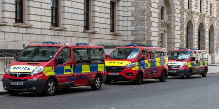 МИД Белоруссии сообщил о нападении на посольство страны в Лондоне