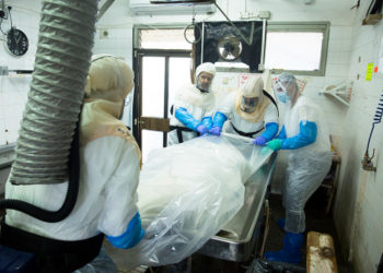 В Израиле зафиксировали первую смерть от «омикрона»