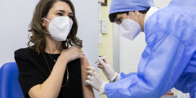 Salariații companiilor cu peste 100 de angajați din SUA, obligați să se vaccineze