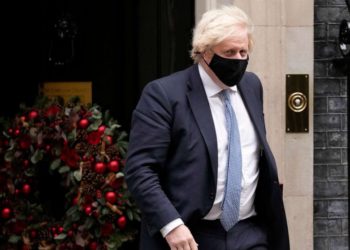 Noi restricții în Marea Britanie – Boris Jonson pune în aplicare ”Planul B”