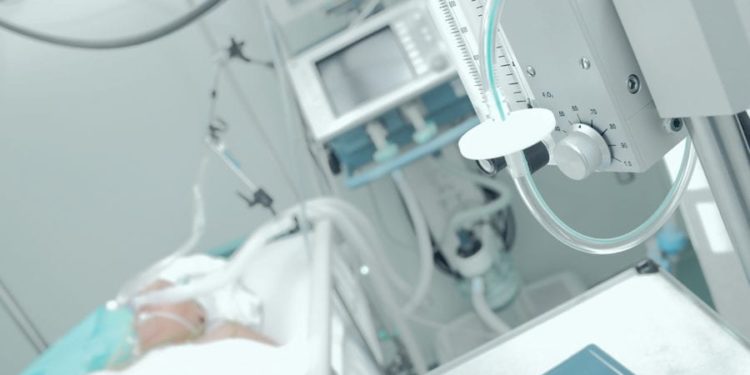 Noi victime ale Covid-19: 732 cazuri noi de infectare și 21 de decese