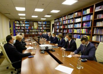 „Împreuna vom căuta soluții în beneficiul cetățenilor”. Declarațiile vicepreședintelui Dumei de Stat din Rusia după întrevederea cu deputații Partidului „ȘOR” | VIDEO